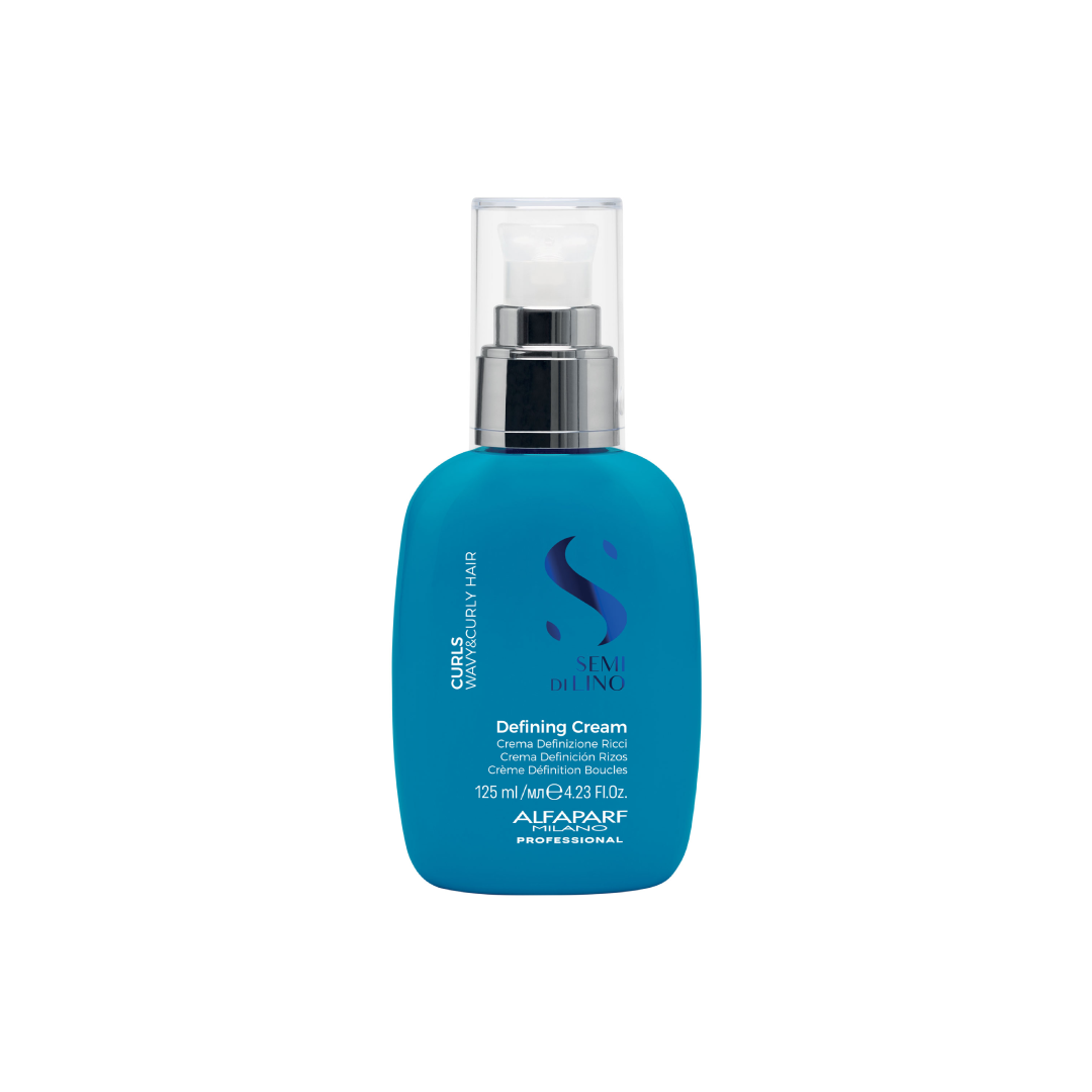 Per Capelli ricci e ondulati.
Defining Cream definisce, controlla e protegge da umidità e calore tutti i tipi di capelli ricci e mossi.
Protegge dal calore degli strumenti a caldo.
Formula Vegan