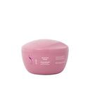 Per Capelli secchi.

Nutrive Mask é un trattamento intensivo anti-aridità che idrata, nutre e rinvigorisce la fibra capillare, i capelli secchi riconquistano velocemente un aspetto sano, morbido e setoso.

Formula Vegan