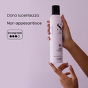Semi di Lino / Original Hairspray 300ml - Lacca spray illuminante a tenuta forte. Per tutti i tipi di capelli. Asseconda il movimento dei capelli e apporta lucentezza, senza appesantire.
Tenuta forte, utile per fissare naturalmente i raccolti più strutturati.